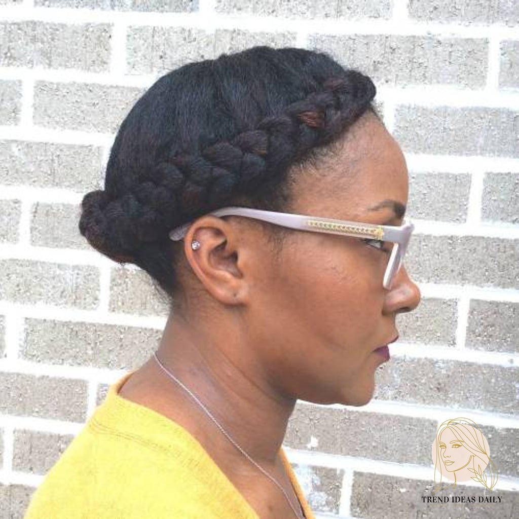 27 Stunning Braid Hairstyles Short Hair Worth Bookmarking Today 2 Afro-Textured Halo Braid