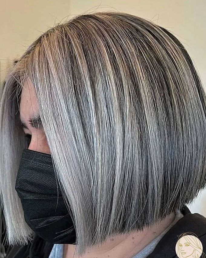 19 Short Hair Easy Hairstyles That Are Both Cute and Low Maintenance 4 Blunt Micro Bob