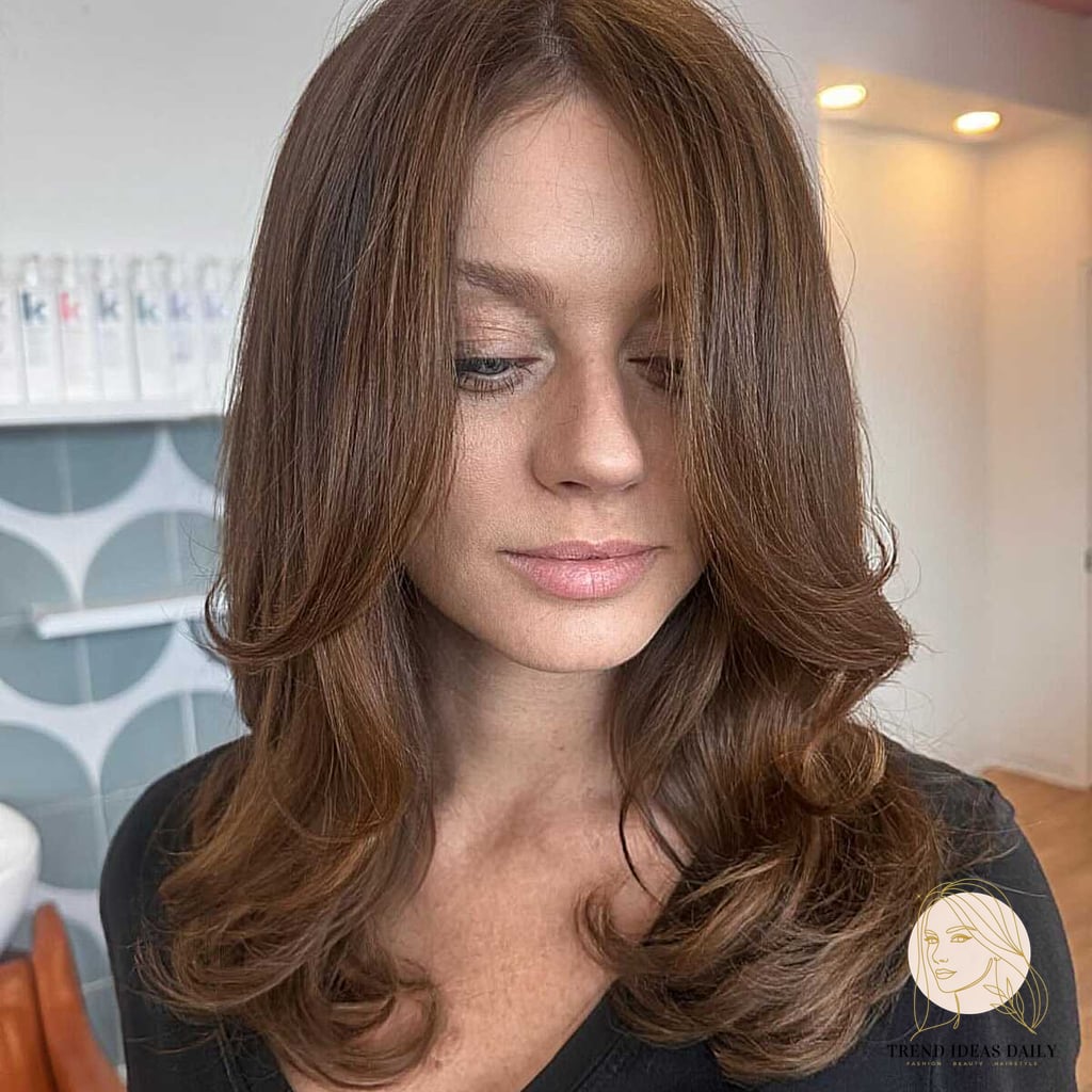 10 Cute Easy Hairstyles For Medium Length Hair for When You Need a Fresh Change 4 Chestnut Curtain Blowout