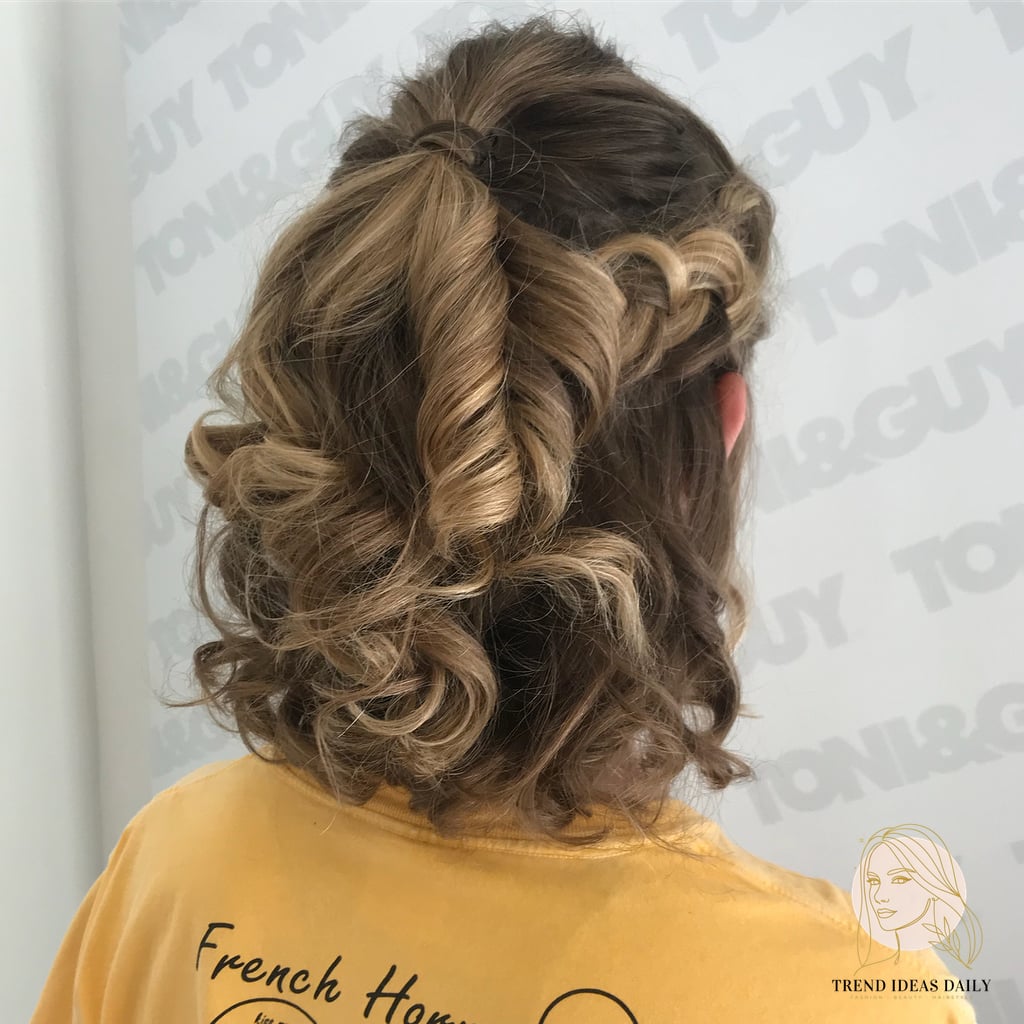 22 Easy Prom Hairstyles For Short Hair You'll Want to Re-Create Immediately 2 Curled Half Ponytail
