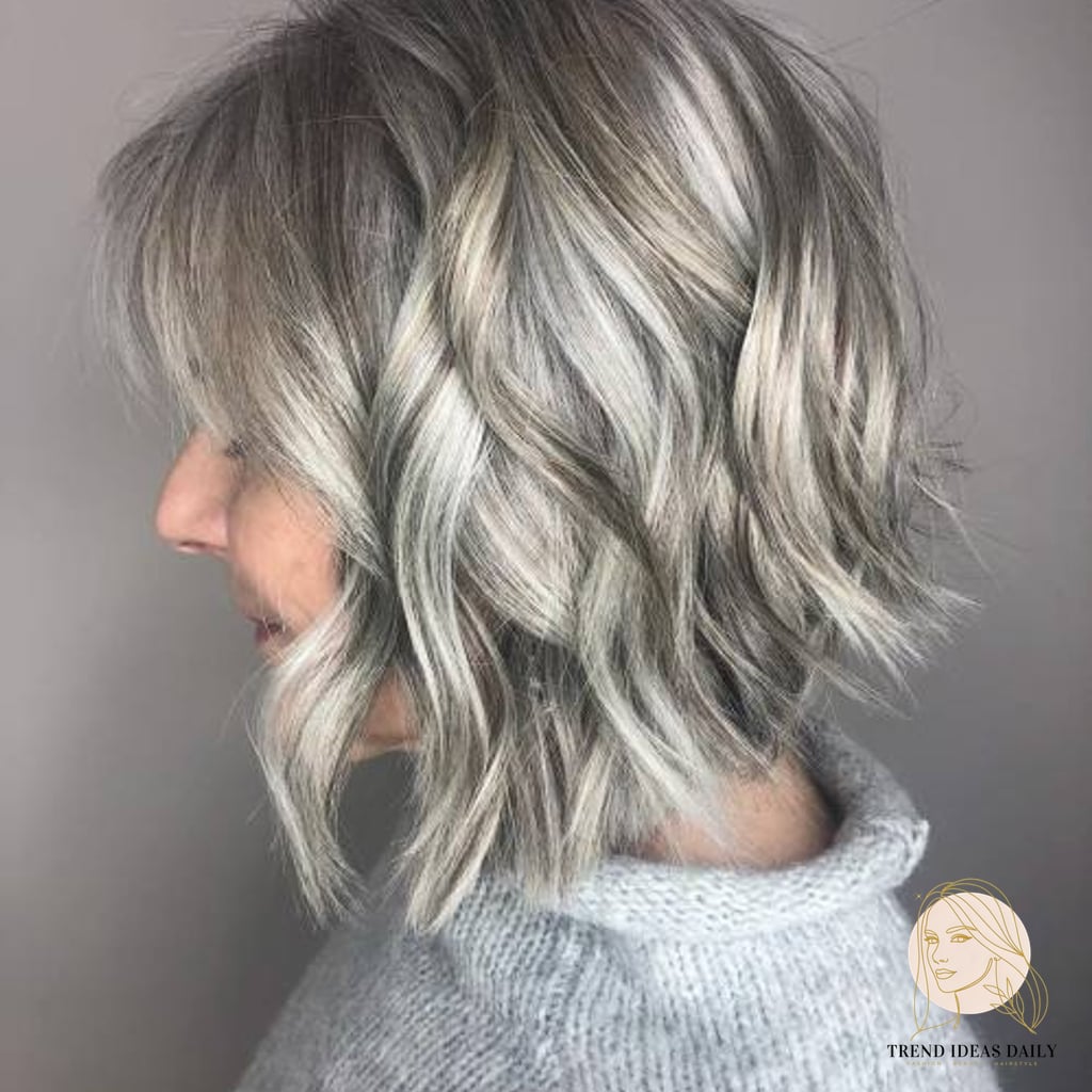 Disconnected Choppy Wavy Bob