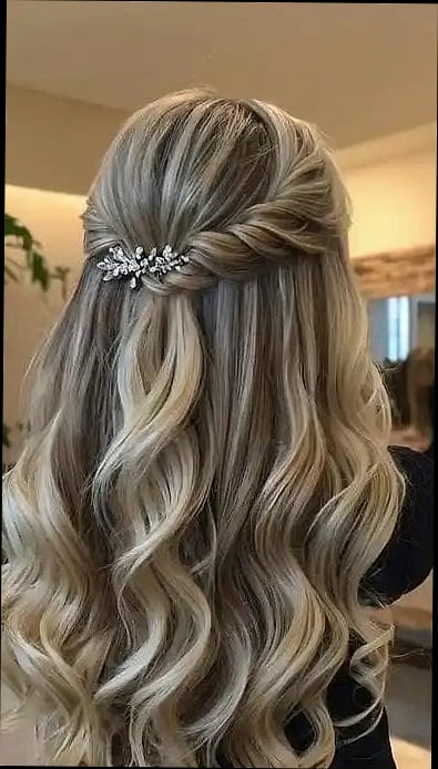 17 Stunning Cute Prom Hairstyles For Short Hair Worth Bookmarking Today 9 Elegant Ideas for Prom Hairstyles That Impress
