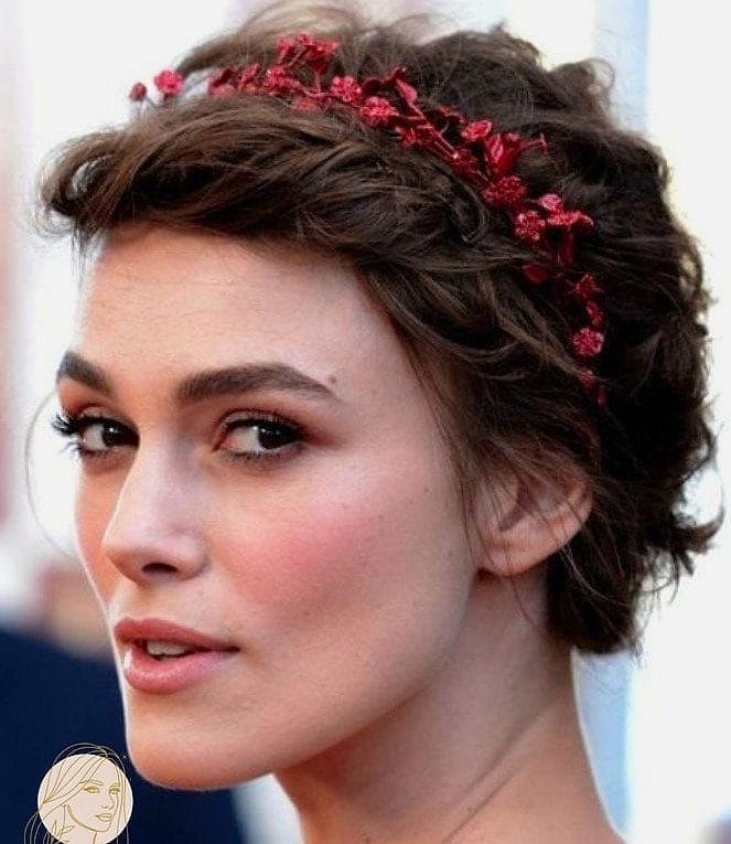 27 Medieval Hairstyles For Short Hair That Prove This Trend Is Here to Stay 11 Elegant Short Prom Hairstyles Ideas to Try