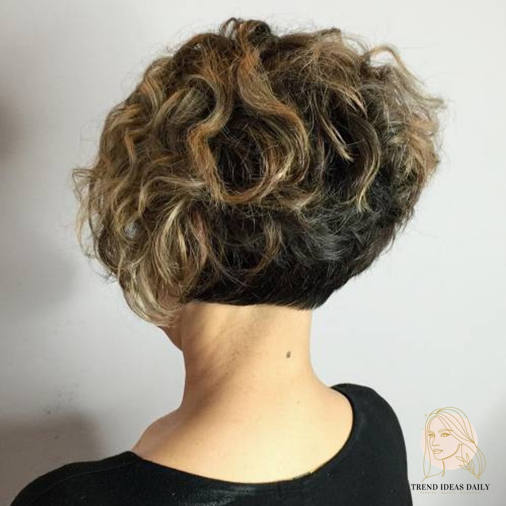22 Short Hair Wavy Hair to Save Before They Blow Up 9 Extra-Short High-Stacked Bob