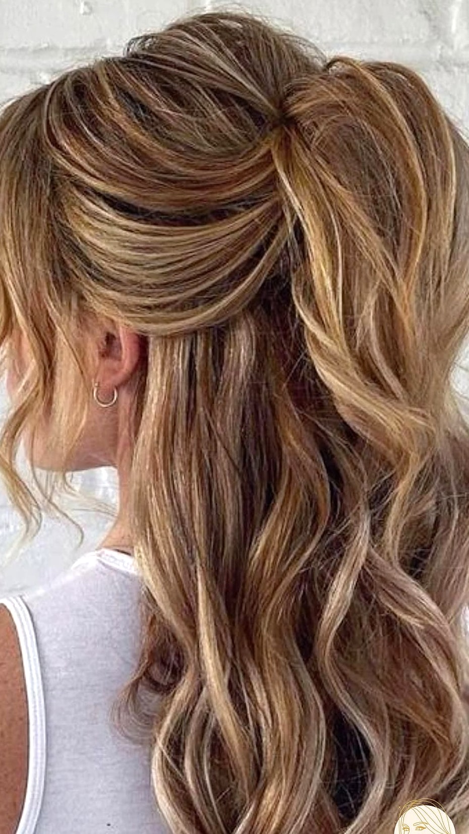 20 Half Pony Hairstyles For Short Hair That Are Actually Easy to DIY 11 Flattering Women Hairstyles for Round Face Shapes