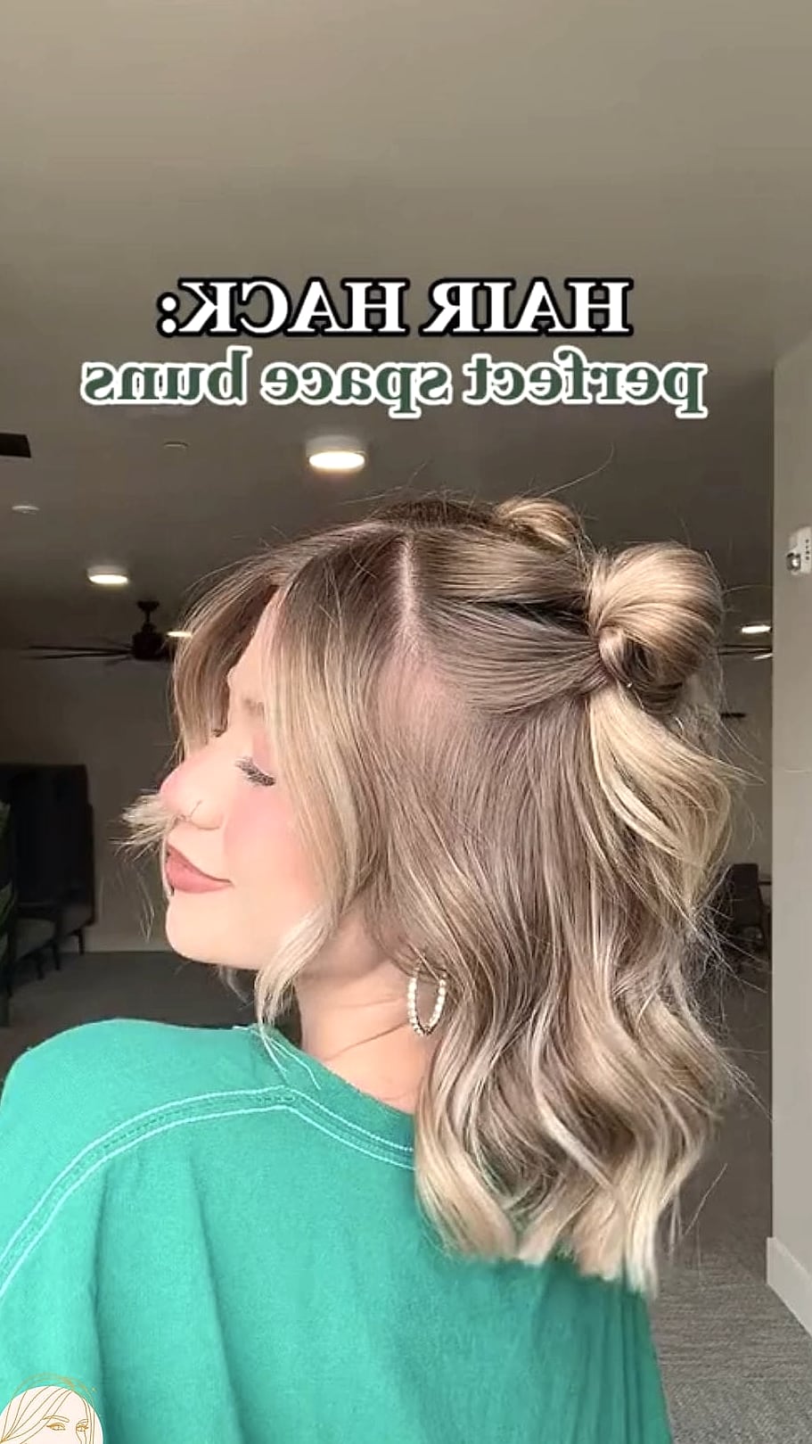 30 Quick And Easy Hairstyles For Short Hair That Are Actually Easy to DIY 4 Half-Up Space Buns
