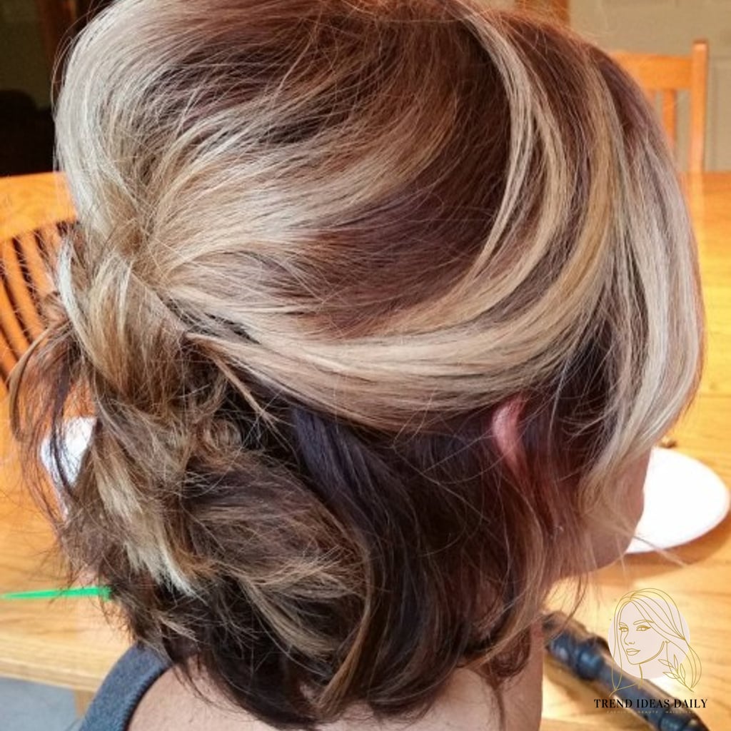 15 Glam Hairstyles For Short Hair Everyone Is Pinning Right Now 10 Half-Updo for Bob