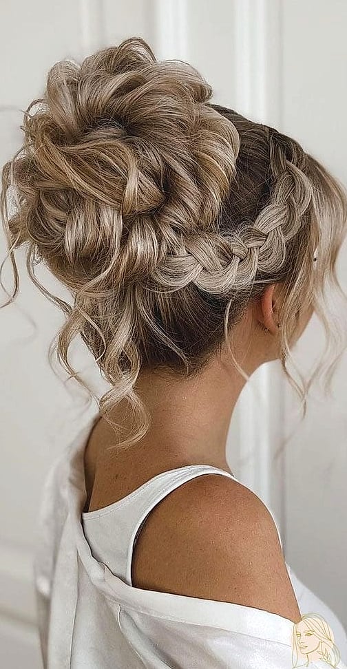 16 Stunning Easy Hair Updos For Medium Hair Worth Bookmarking Today 17 High Bun Hairstyles Ideas to Elevate Your Look