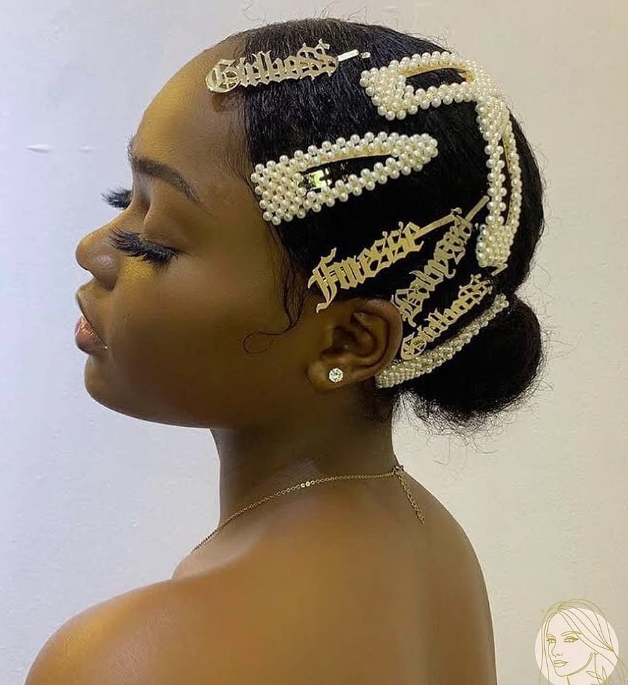 Natural Hair with Accessory Accents