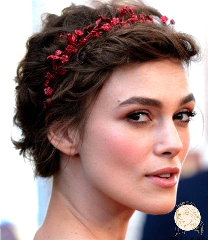 27 Medieval Hairstyles For Short Hair That Prove This Trend Is Here to Stay 2 Short Haircuts for Thick Hair to Boost Your Charm