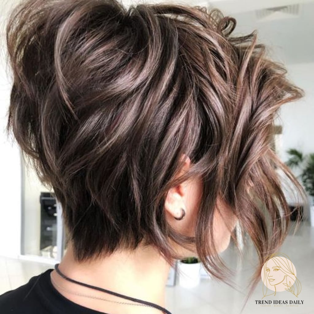 17 Hair Dye Short Hair to Show Your Stylist ASAP 17 Stacked Bob with Balayage