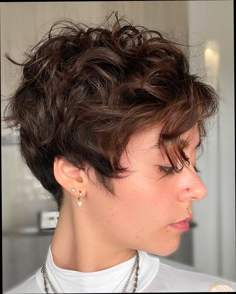 22 Short Hair Wavy Hair to Save Before They Blow Up 14 Tapered Wavy Pixie