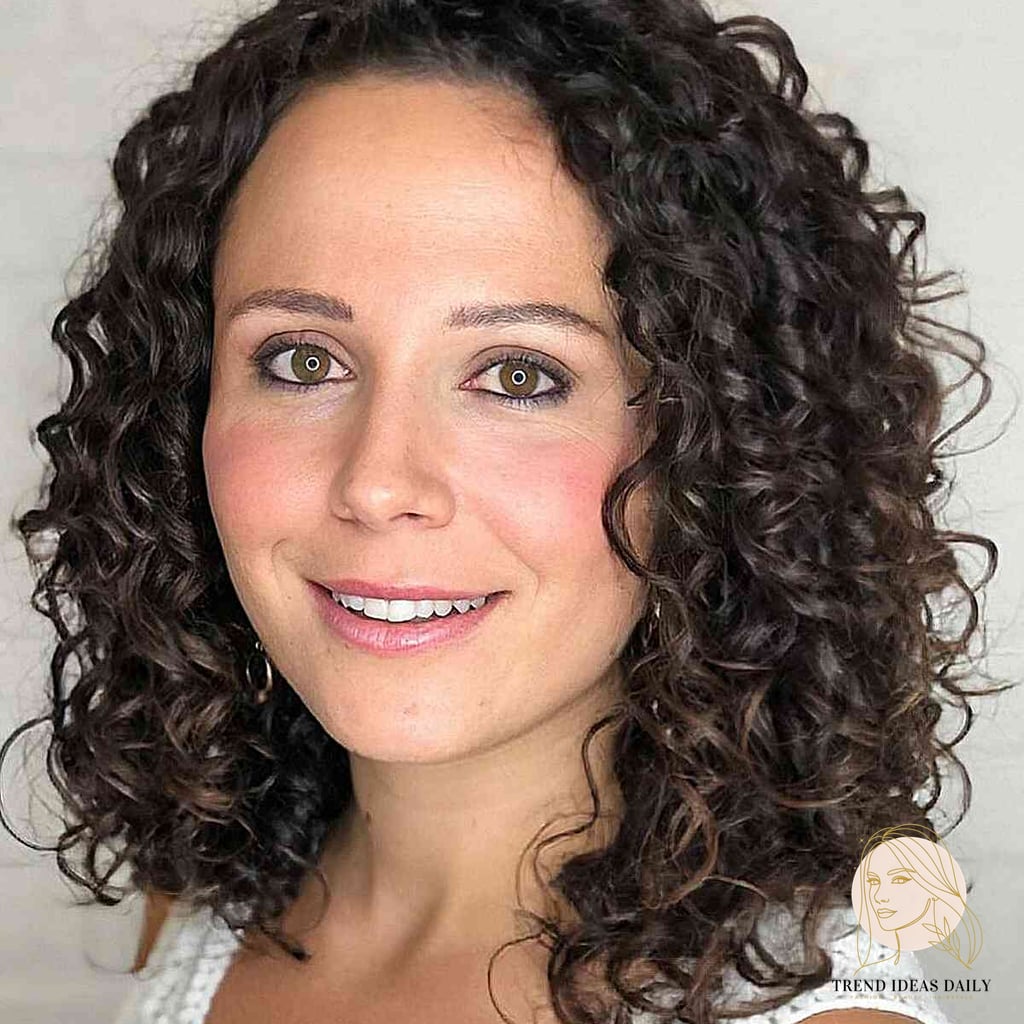 10 Stunning Hairstyles For Medium Length Curly Hair Worth Bookmarking Today 8 Textured Curls