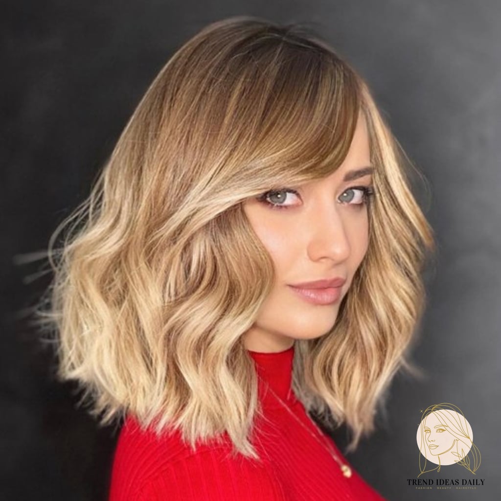 30 Quick And Easy Hairstyles For Short Hair That Are Actually Easy to DIY 30 Undone Wavy Lob