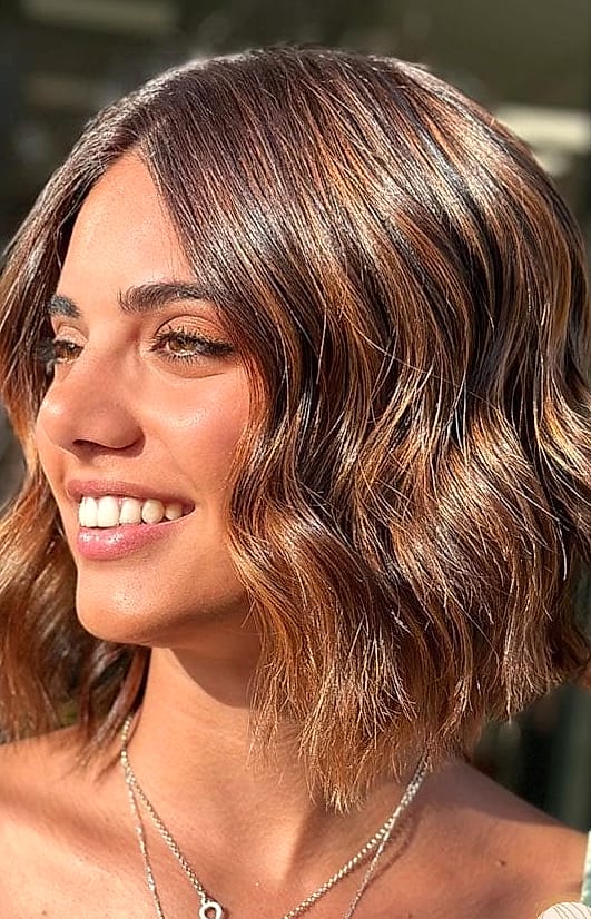 Wavy Bob with Money Piece